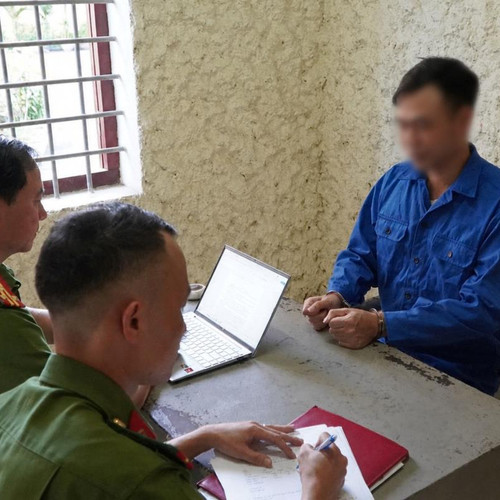 Vụ 'thầy giáo từ thiện' ở Điện Biên: Chỉ trao 1 phần tiền cho các hoàn cảnh đã kêu gọi