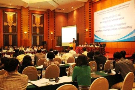 Bảo vệ người tố cáo tham nhũng là yêu cầu quan trọng và bức thiết
