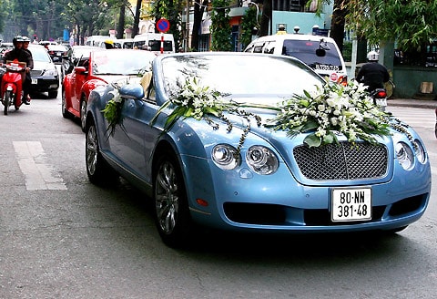 Bentley muốn có dòng xe đa dạng như Porsche 911