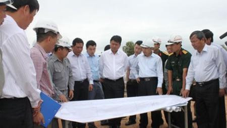 Bộ trưởng Đinh La Thăng “trảm” cùng lúc 5 nhà thầu