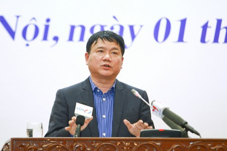 Chưa thu phí lưu hành phương tiện cá nhân trong năm 2012