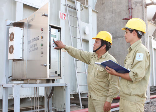 Không thể tăng giá điện để bù lỗ