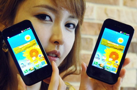 LG Optimus Sol trình diện màn hình Ultra AMOLED