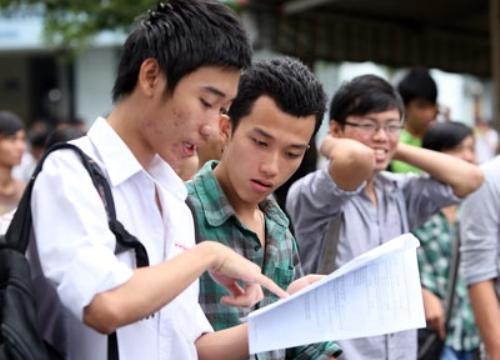 Nhiều trường ngoài công lập ráo riết “giành” thí sinh