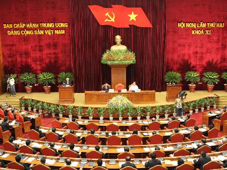Quyết sách nhiều vấn đề quan trọng