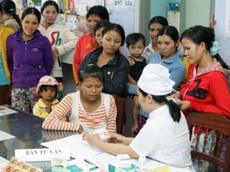 Triển khai chiến lược dân số và sức khỏe sinh sản