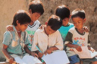 Xây dựng cộng đồng an toàn cho trẻ em