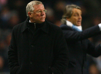 Sir Alex - 8 sai lầm dẫn đến mùa giải tay trắng