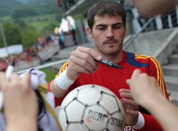 Euro 2012 và cuộc chiến của những kỷ lục gia đội tuyển: Vật báu kinh nghiệm