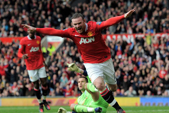Fabio Capello: Rooney chỉ đá vì... Fergie
