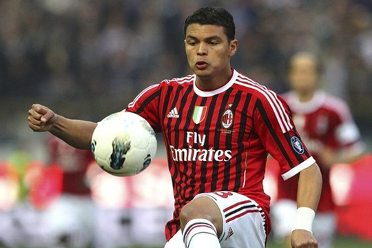 Milan gia hạn với Thiago Silva: Quyết định bất đắc dĩ