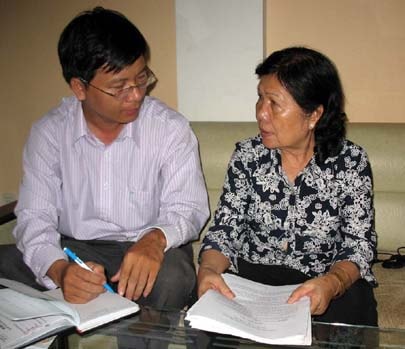 Vụ “giả mạo trong công tác” tại Long An: Cựu Công chứng viên thoát tội?