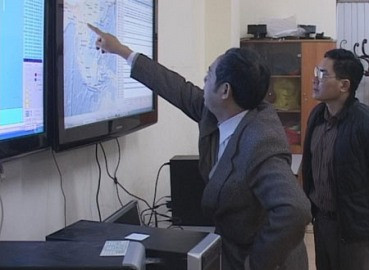 Động đất ở Hà Nội, dân văn phòng hốt hoảng