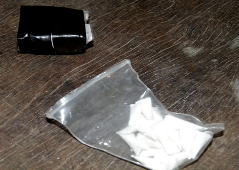 Chủ quán hớt tóc thanh nữ kiêm bán ma tuý