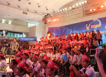 Chung kết SV 2012: Đại học Yersin vô địch, Mỹ Tâm mời SV quay MV ca nhạc