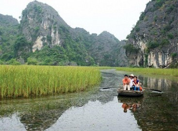 Vùng nước yên bình trên đất cố đô