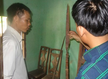 Một mình truy lùng, vật ngã cọp thành tinh