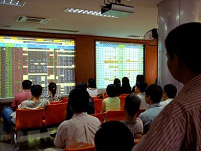 Vietstock Daily 22/11: Thấy gì từ phiên khớp lệnh cao nhất lịch sử?