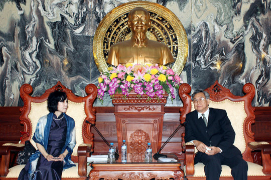 Phó Chánh án TANDTC Tưởng Duy Lượng tiếp Phó Chủ tịch Liên đoàn Luật sư Nhật Bản