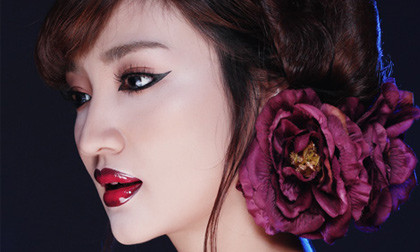 Hot girl Nguyễn Quỳnh tỏa sắc ngày xuân