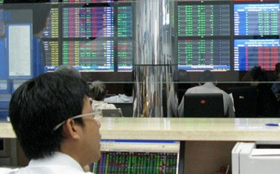 Chứng khoán Tuần 10 - 14/02: Dòng tiền ồ ạt, cả nội và ngoại đều hưng phấn!