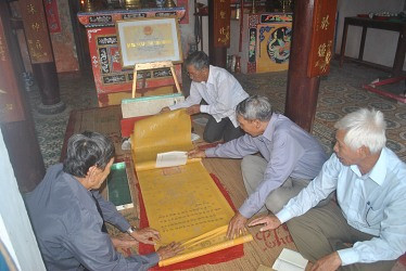 Văn hóa làng biển và những trăn trở buồn - vui