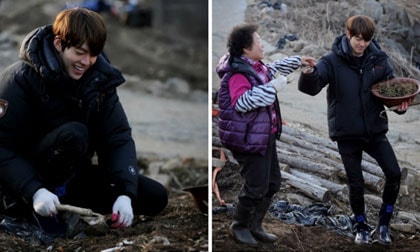 Fans "phát sốt" với hình ảnh Kim Woo Bin làm nông dân