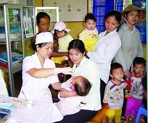 Bộ trưởng trả lời chất vấn các đại biểu Quốc hội: Những vấn đề “nóng” được đưa ra “mổ xẻ”
