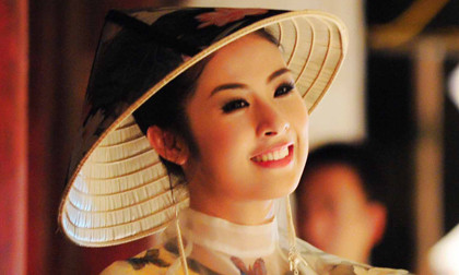 Ngọc Hân nổi bật trong Đêm Phương Đông
