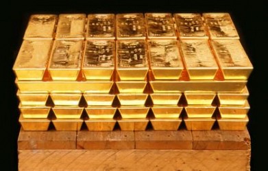 Vàng rớt 1% xuống thấp nhất hơn một tuần chờ báo cáo việc làm Mỹ