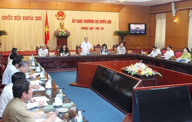 Phiên họp thứ 28, UBTVQH: Cần có giải pháp căn cơ để giữ vững an ninh tài chính quốc gia