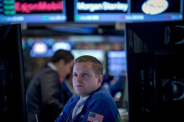 Chứng khoán Mỹ bắt đầu hồi hộp trước khả năng ECB hạ lãi suất trong lúc chờ báo cáo việc làm