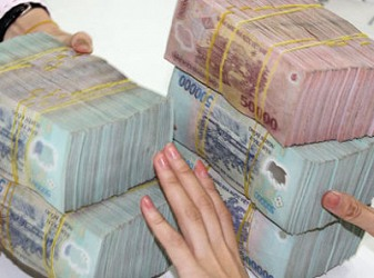 Lãi suất liên ngân hàng giảm 1.26%/năm