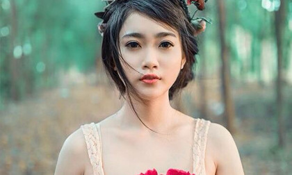 Vẻ đẹp thiên thần của nữ sinh Đại học Tôn Đức Thắng