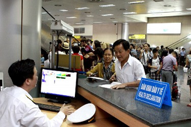 Giám sát chặt chẽ công tác phòng chống dịch Ebola và sốt xuất huyết