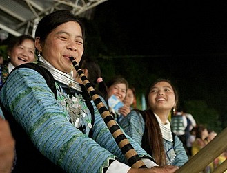 Tết Độc lập, lên Mộc Châu dự “chợ tình”