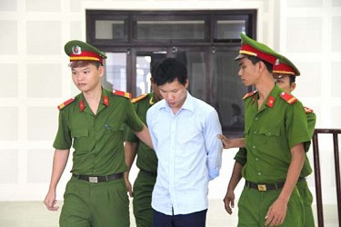 Nỗi đau... con giết cha