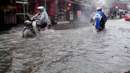 Hà Nội ngập lụt cục bộ sau hoàn lưu bão số 3 là rất lớn