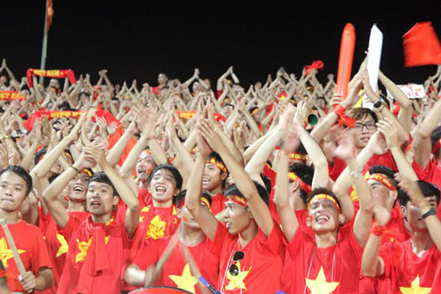 Bóng đá Việt Nam: Khi cầu thủ thứ 12 trở lại