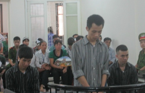Đánh chết dân, 4 cựu Công an xã lĩnh 49 năm tù