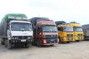 Phạt hơn 90 triệu đồng cho đoàn xe "siêu tải" lọt nhiều tỉnh