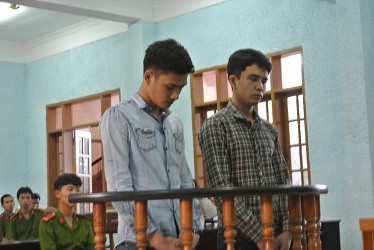Hai đối tượng lĩnh án 34 năm tù về tội giết người