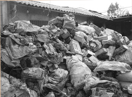 Tái sinh ở "làng chết"