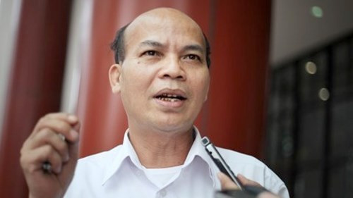 Có gì đâu mà giãy nảy lên như thế!