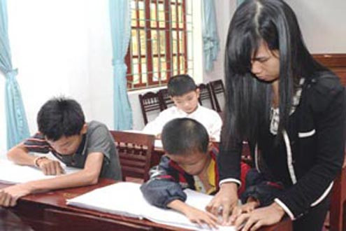 Người "lái đò" trong...đêm tối