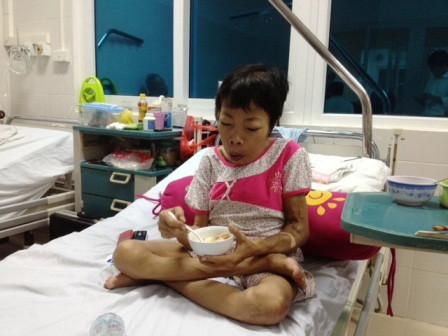 Người vợ trong đám cưới cổ tích đã qua cơn nguy kịch