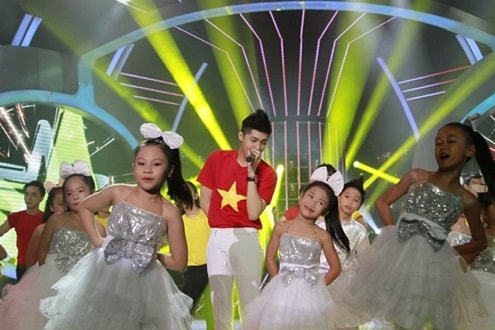Noo Phước Thịnh quậy tưng bừng trong show 9 của Gương mặt thân quen nhí