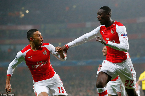 Đánh bại Dortmund, Arsenal vào vòng 1/8