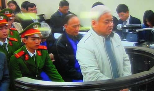 Diễn biến ngày thứ 4 xét xử Nguyễn Đức Kiên: Nóng phiên thẩm vấn về hành vi "Lừa đảo chiếm đoạt tài sản"