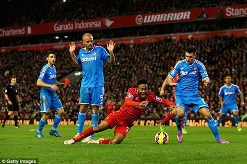 Premier League vòng 15: Man City đuổi sát Chelsea; Liverpool dậm chân tại chỗ